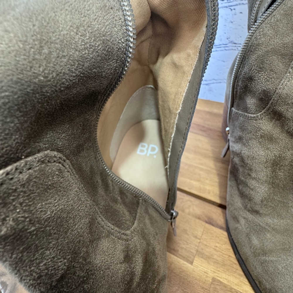 BP Women's Suede Knee-High Boots - Picture 3 of 5